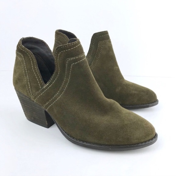 STEVE MADDEN Ailee Cutout Leather Ankle Booties - Picture 1 of 11